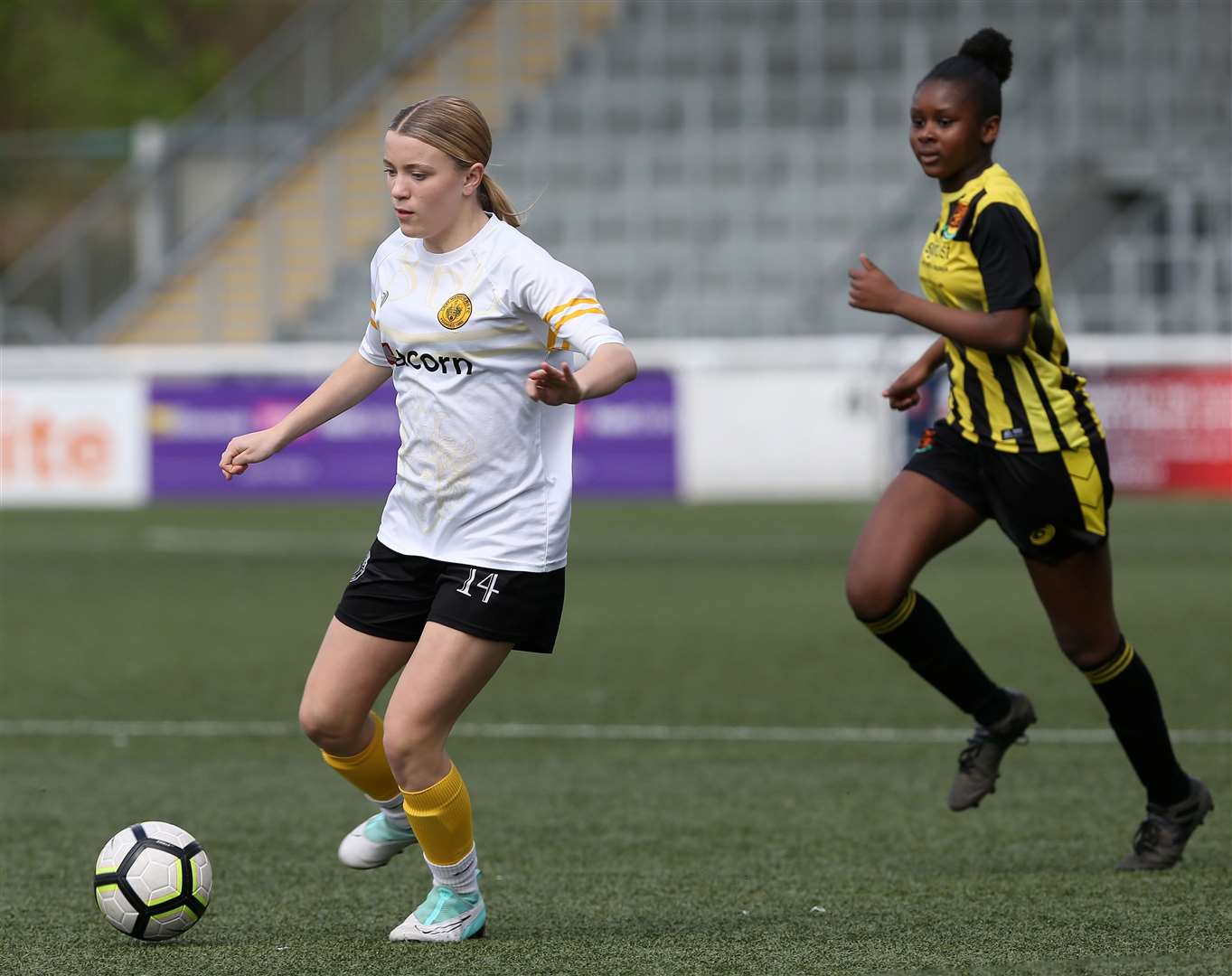 Cray Wanderers under-14s’ Heidi Whatton on the ball against Foots Cray Lions. Picture: PSP Images