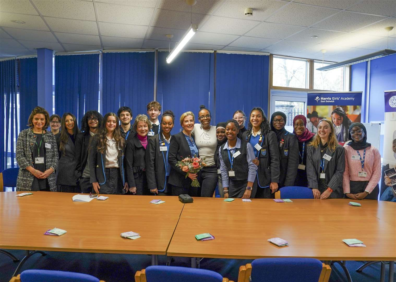 Sophie posed for a group photo with the teenagers (Arthur Edwards/PA)