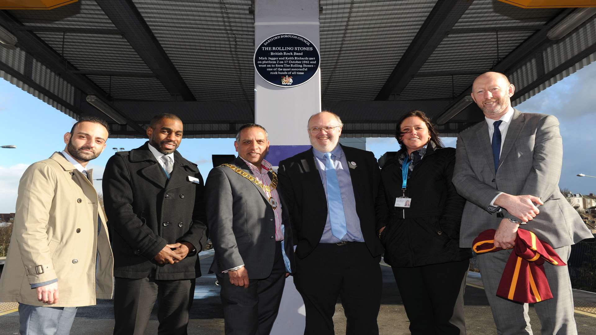 Duty station manager Muneeb Shah, SouthEastern manager for the Metro area Ian Johnson, Dartford Mayor Cllr Avtar Sandu, council leader Cllr Jeremy Kite, station manager Sonia Maulson, Dartford Grammar School head teacher John Oakes.