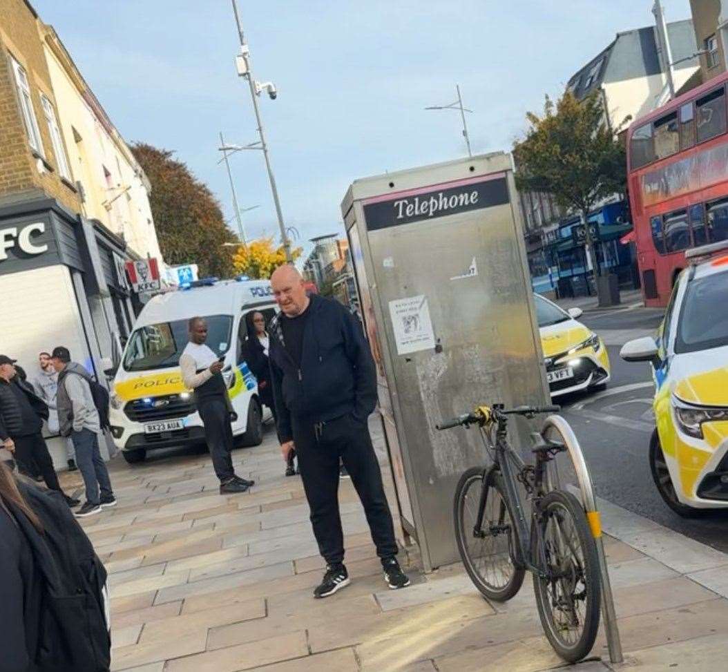 Emergency crews responded to reports of a stabbing in Broadway, Bexleyheath. Picture: @b21917626/X