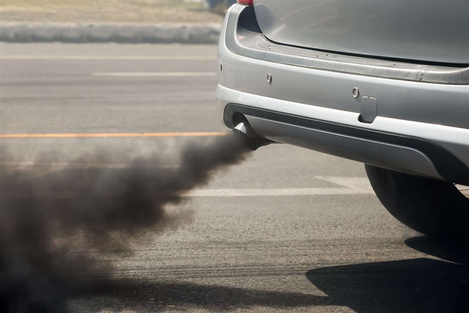 Further action is being considered to tackle air pollution from polluting vehicles