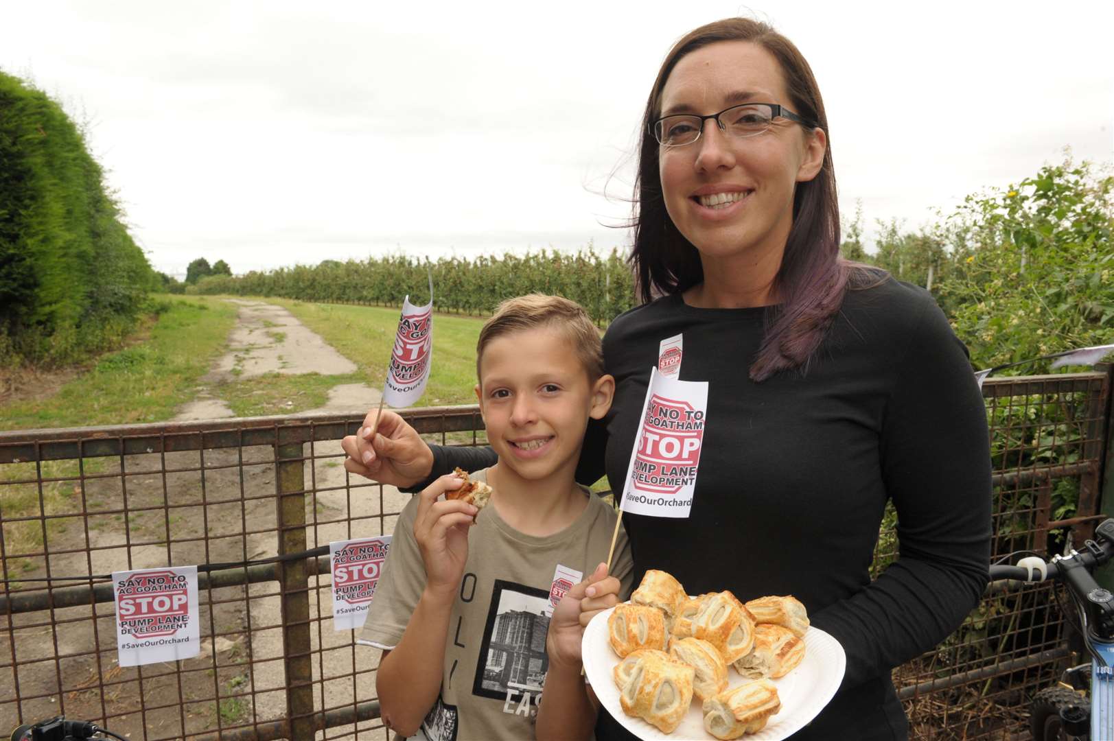 Organiser Sara Spellman with son Sam Benett. Picture: Steve Crispe. (14405223)