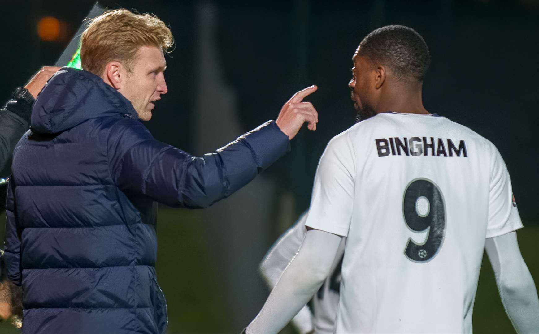 Ebbsfleet manager Josh Wright gives instructions to substitute Rakish Bingham. Picture: Ed Miller/EUFC