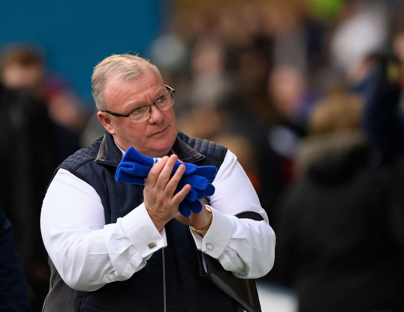 Steve Evans will applaud the Gillingham fans this weekend before getting to work