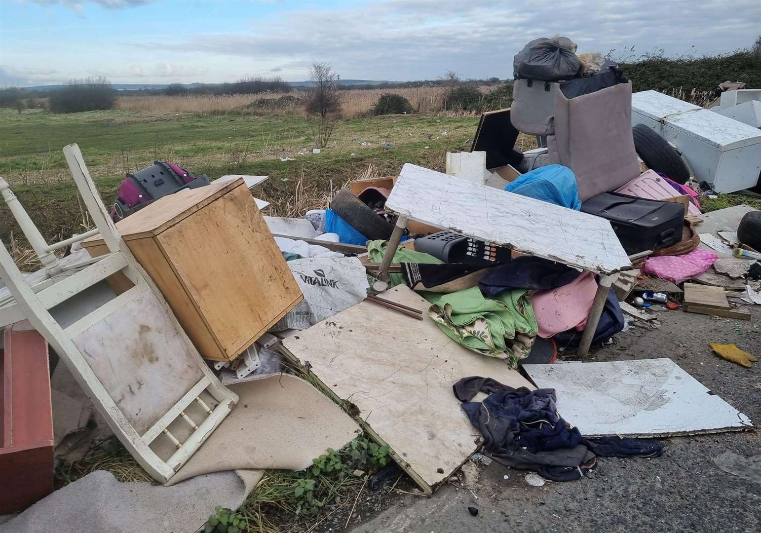 Fly-tipping along Ray Lamb Way in Erith. Photo credit: Kym Grant