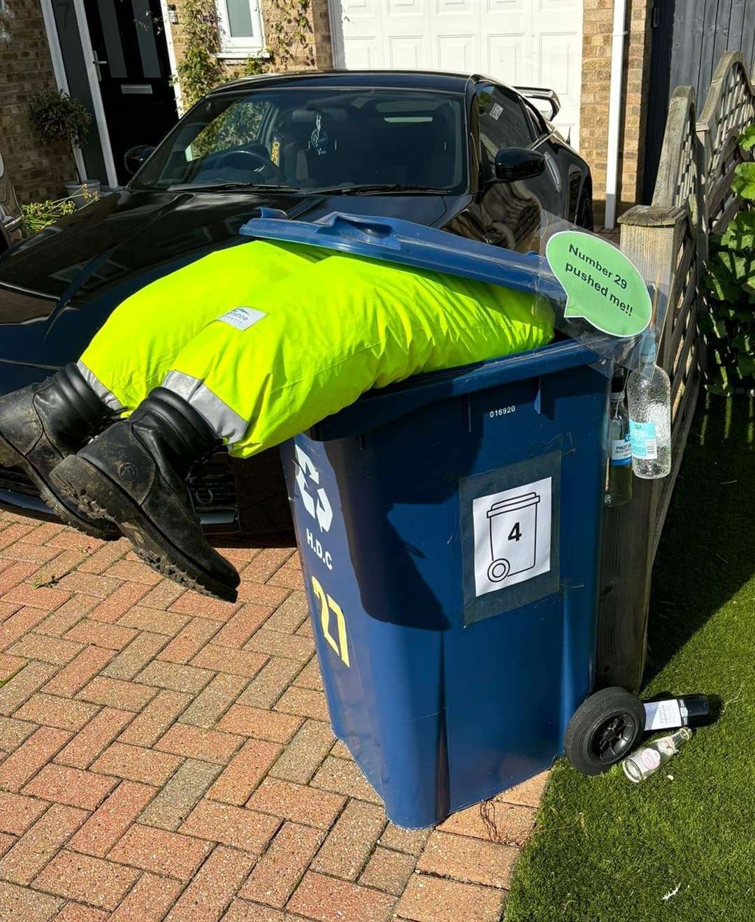 ‘A Wheelie Bad Day’ scarecrow (Great Paxton Scarecrow Festival/PA)