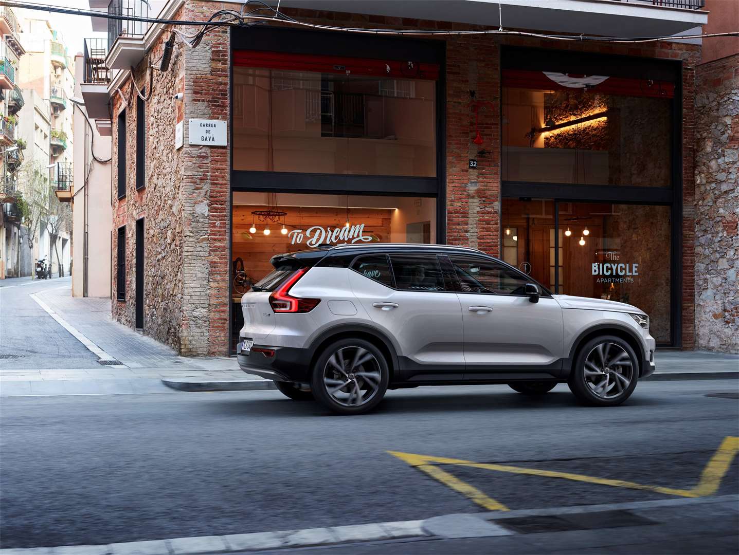 The XC40 is the funkiest car the firm has produced (4620339)