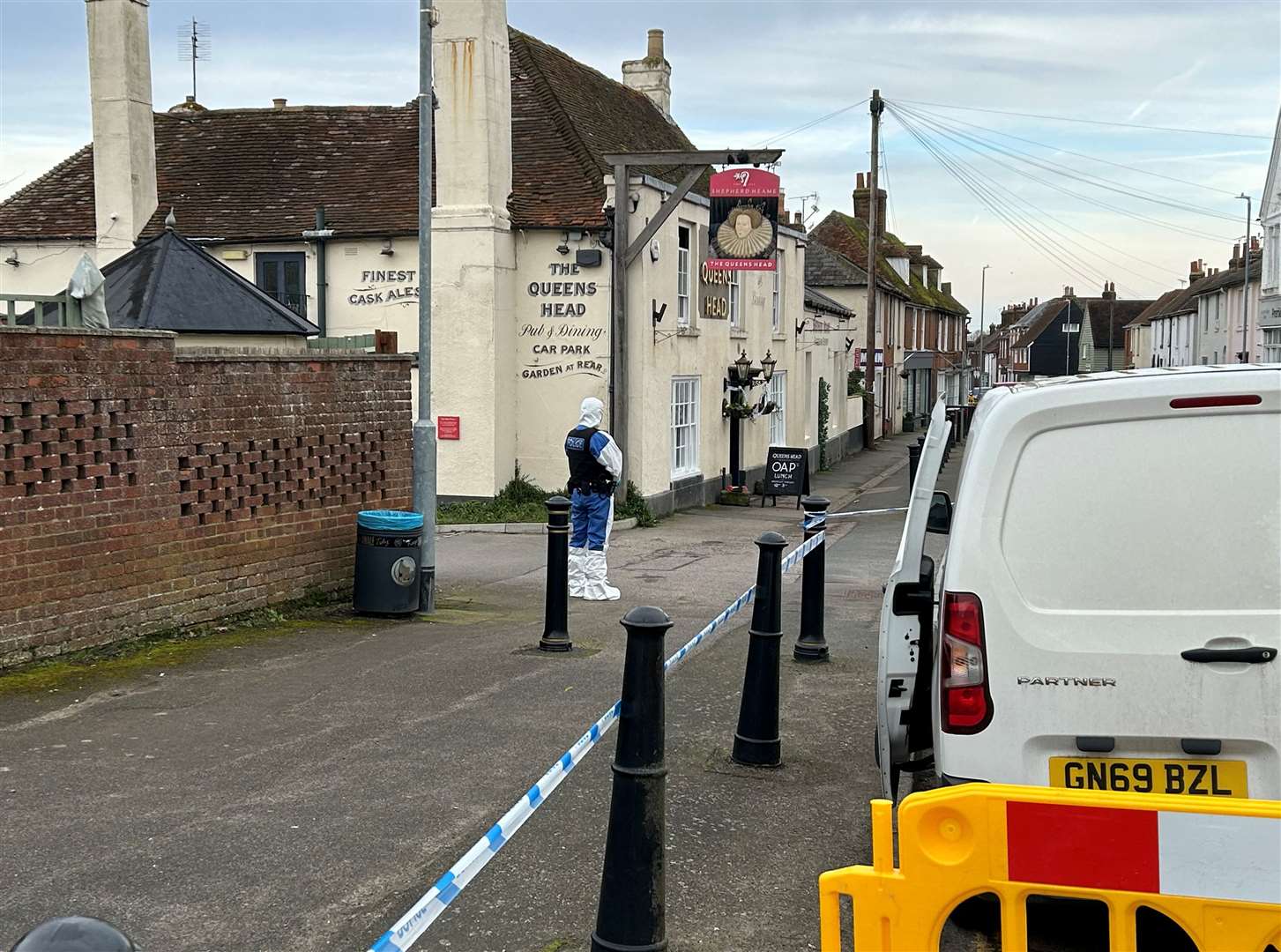 Police forensics teams were called to the Queen’s Head pub following the alleged murder