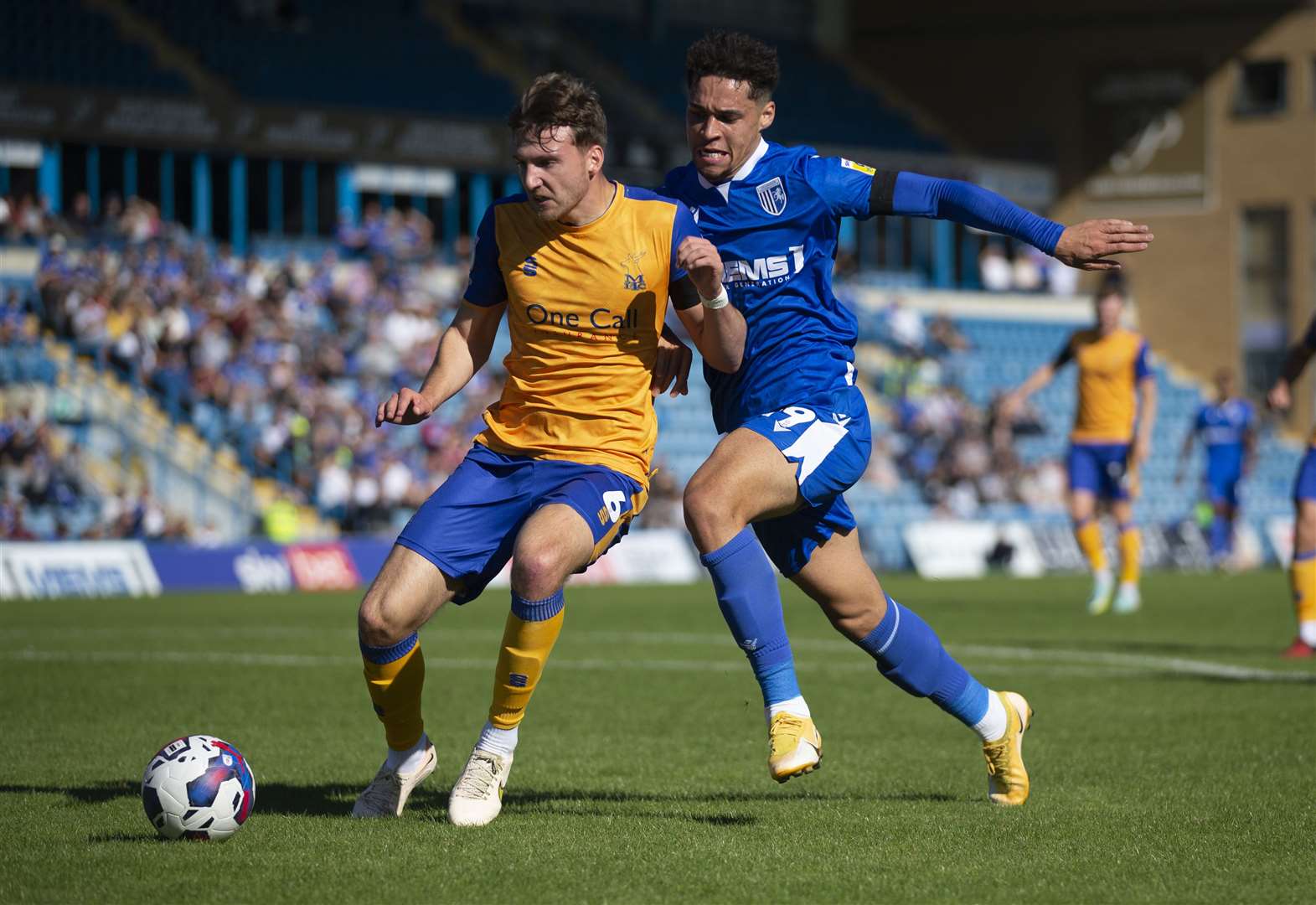 Gillingham host Colchester United at Priestfield in their final Papa ...