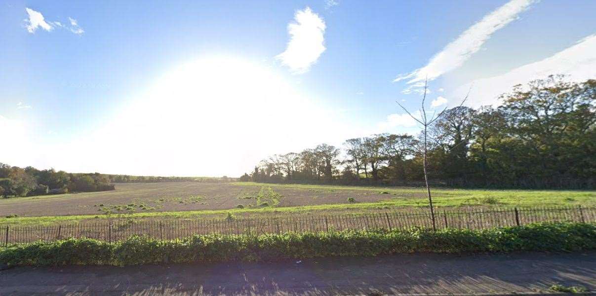 A link road will serve the development, connecting Hartsdown Road with Shottendane Road (Taken from Hartsdown Road)