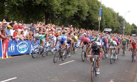 Robbie McEwen is out in front as the riders sprint to the finish. Picture: BARRY GOODWIN