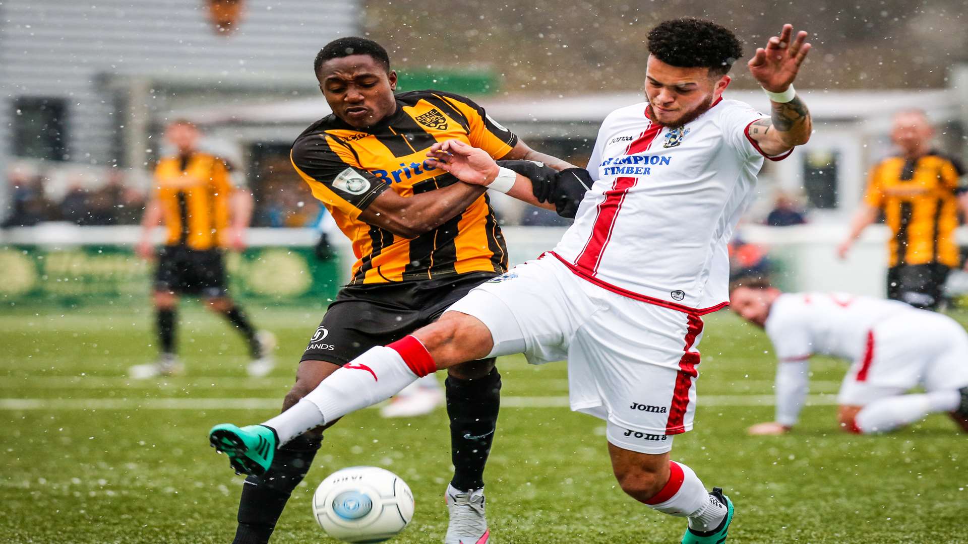 Jamar Loza battles the Sutton defence Picture: Matthew Walker