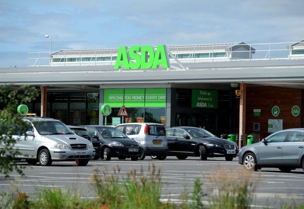 Card payments crash across supermarkets