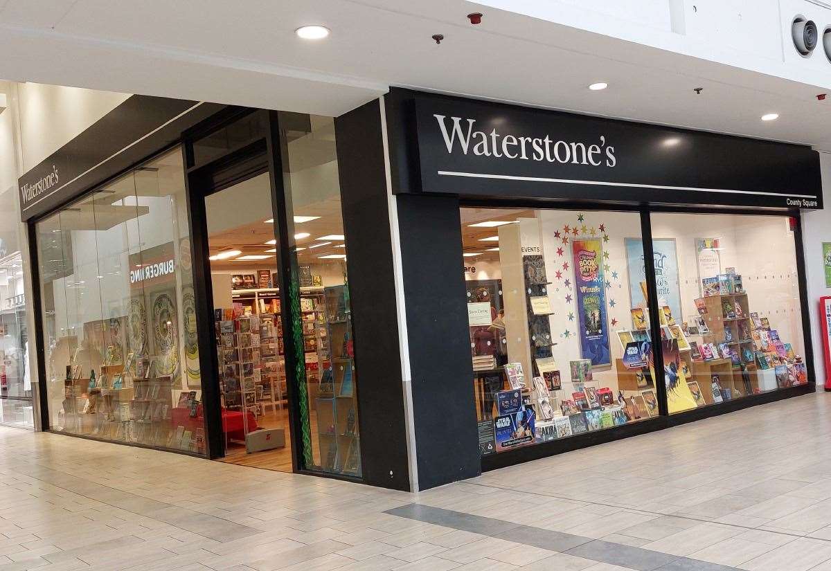 Disappointment as town centre Waterstones to close