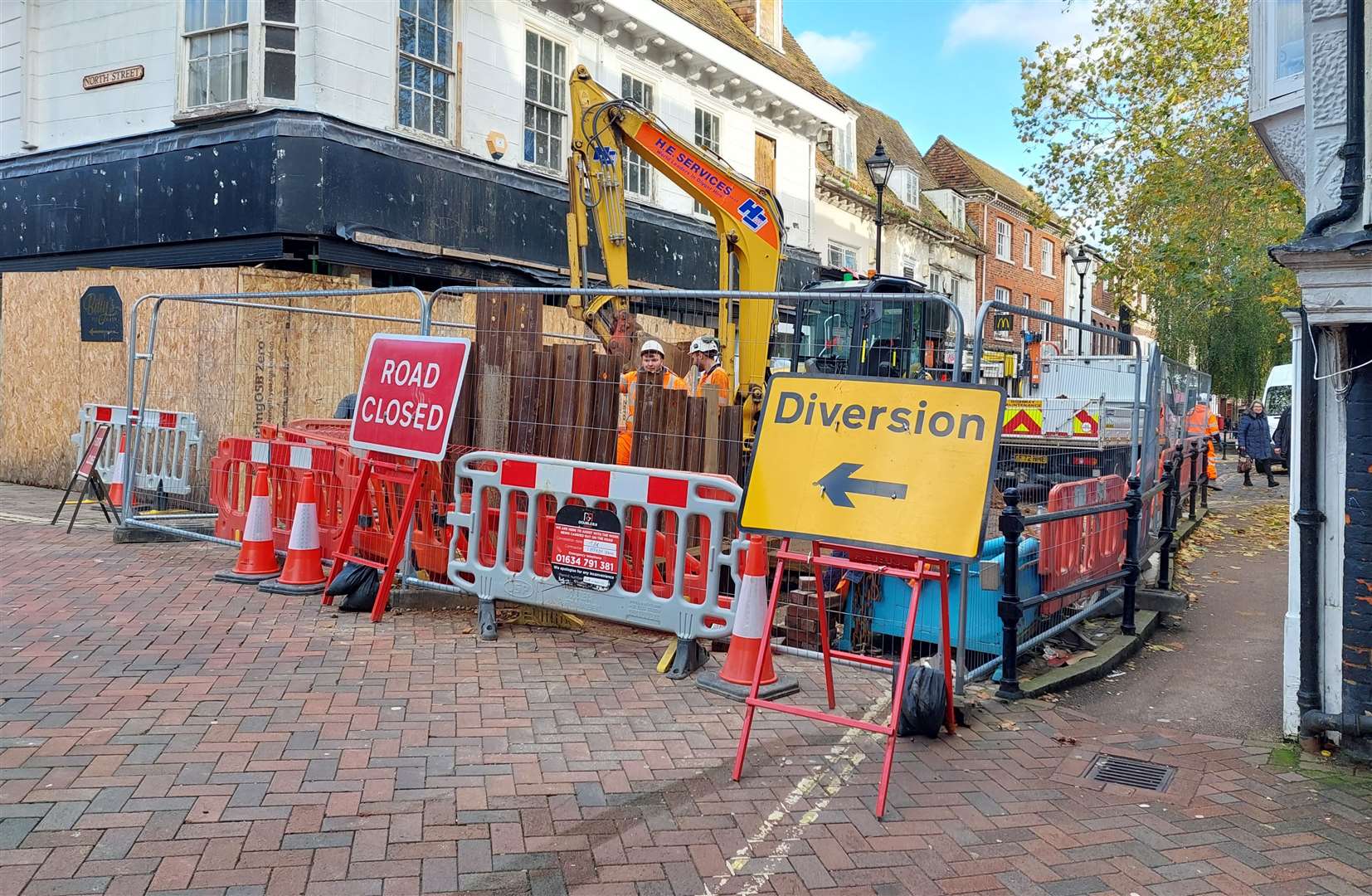 Ashford s Lower High Street closed by Southern Water for emergency