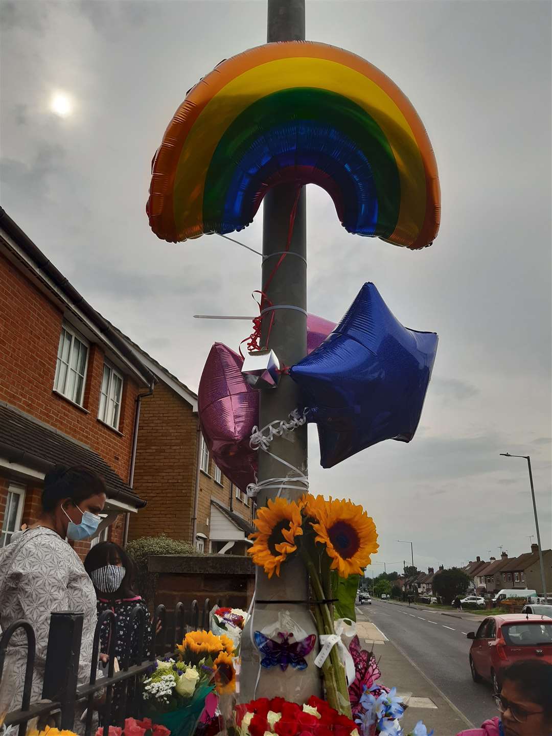 Balloons was also tied to a lamppost