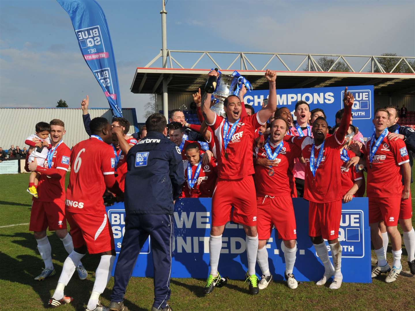 Welling United celebrate the Conference South title Picture: Keith Gillard (34723357)