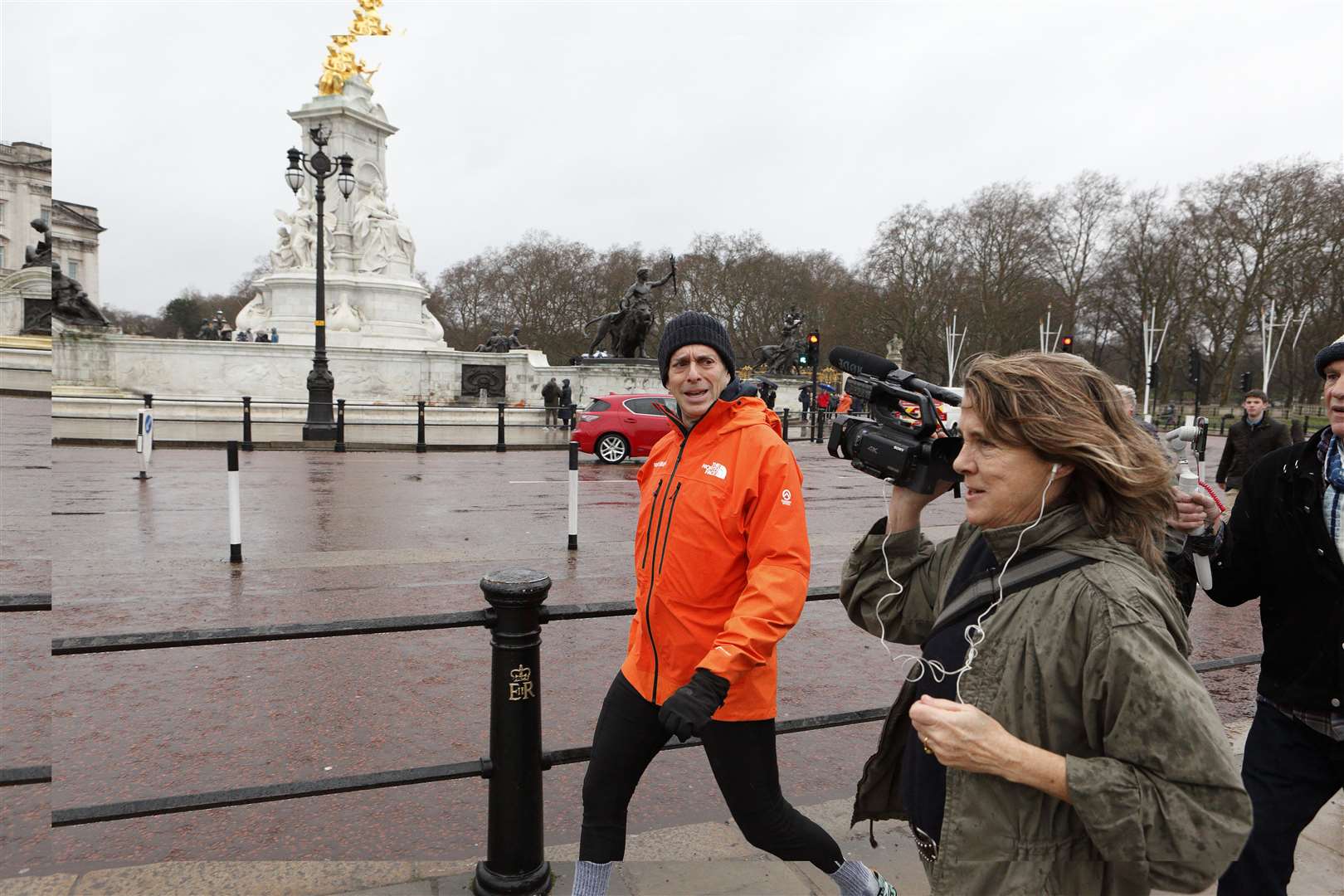 Craig Cohon set off from London on January 3 (Walk It Back/PA)