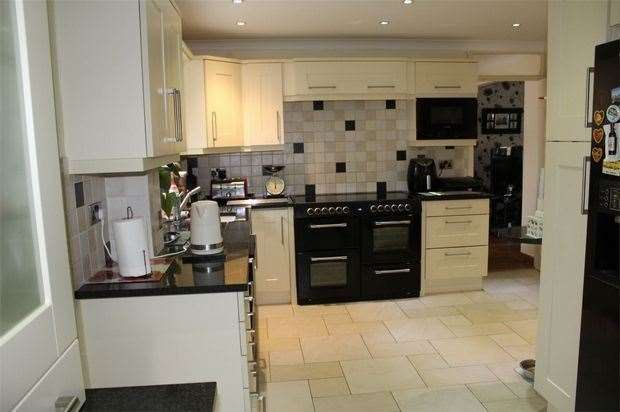 The kitchen. Picture: Zoopla / Rainham Homes