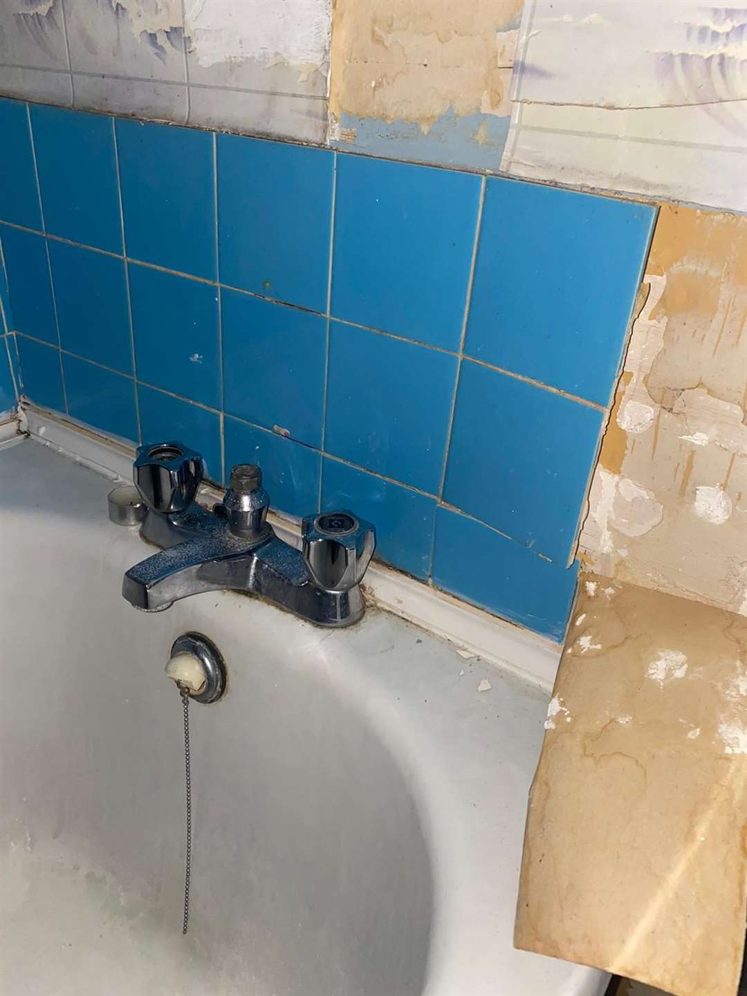 Tiles are falling off the wall in the bathroom (Kwajo Tweneboa/PA)