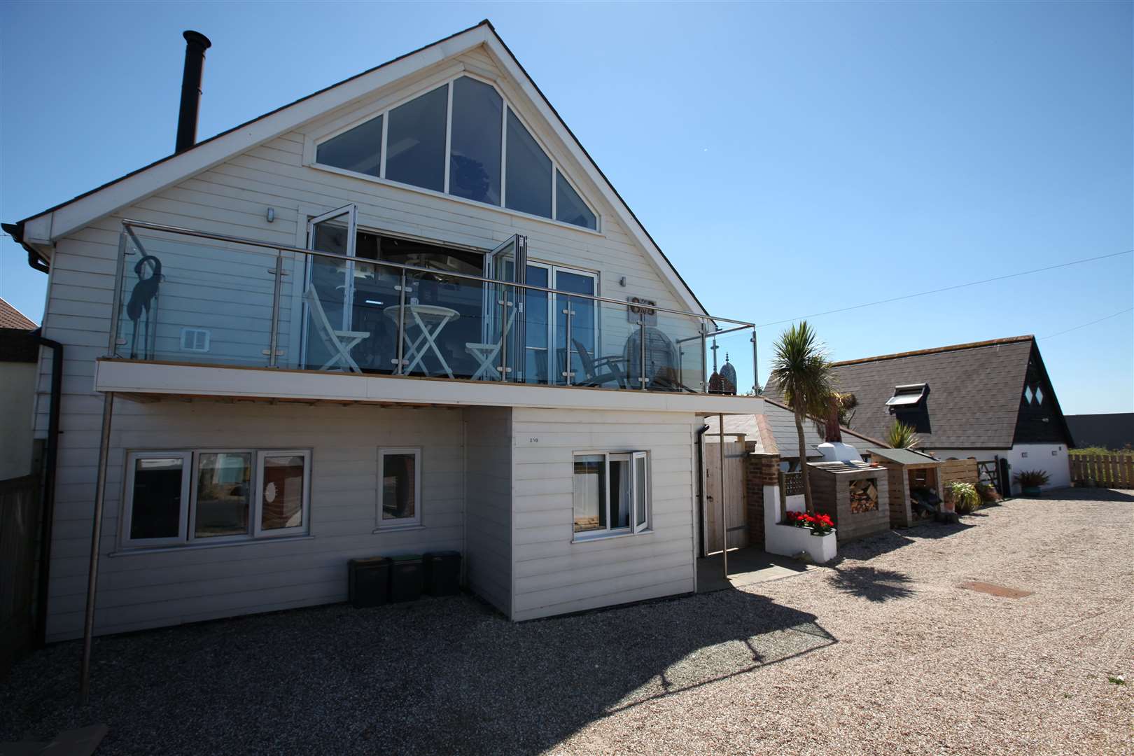 Driftwood Beach House B&B in Seasalter, Whitstable