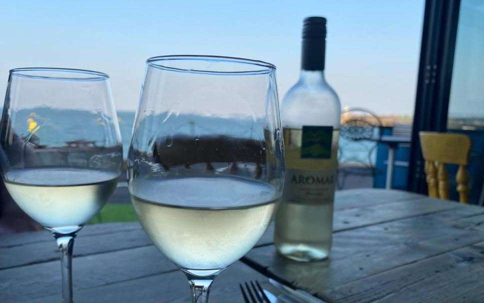 It might be controversial choice with a steak but the fruity and crisp Aromar was a beautiful wine to enjoy on a sunny evening