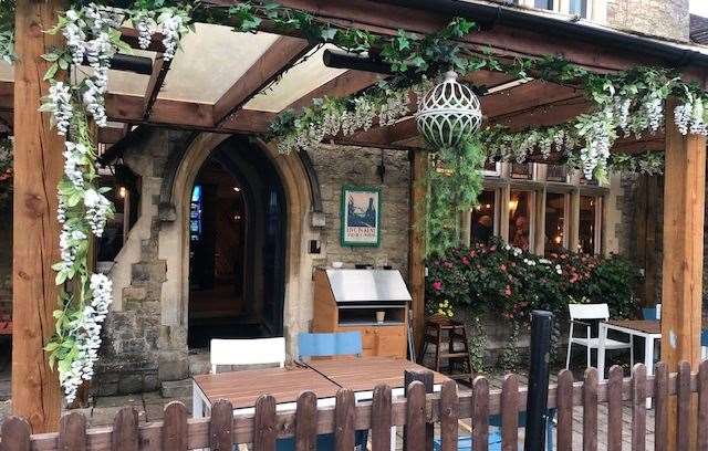 At first I thought this was the main door of the pub, but it's actually just the door leading to the garden and there's no gate in the fence anymore