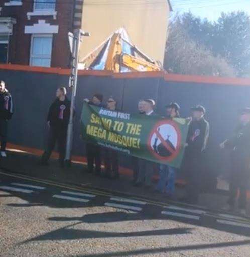 Britain First in Mote Road, Maidstone. Picture: Joanna Burns, Maidstone Anti-Racist Network (7393551)