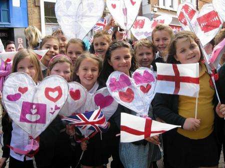 Royal Wedding and St George's Day street parade through Dartford