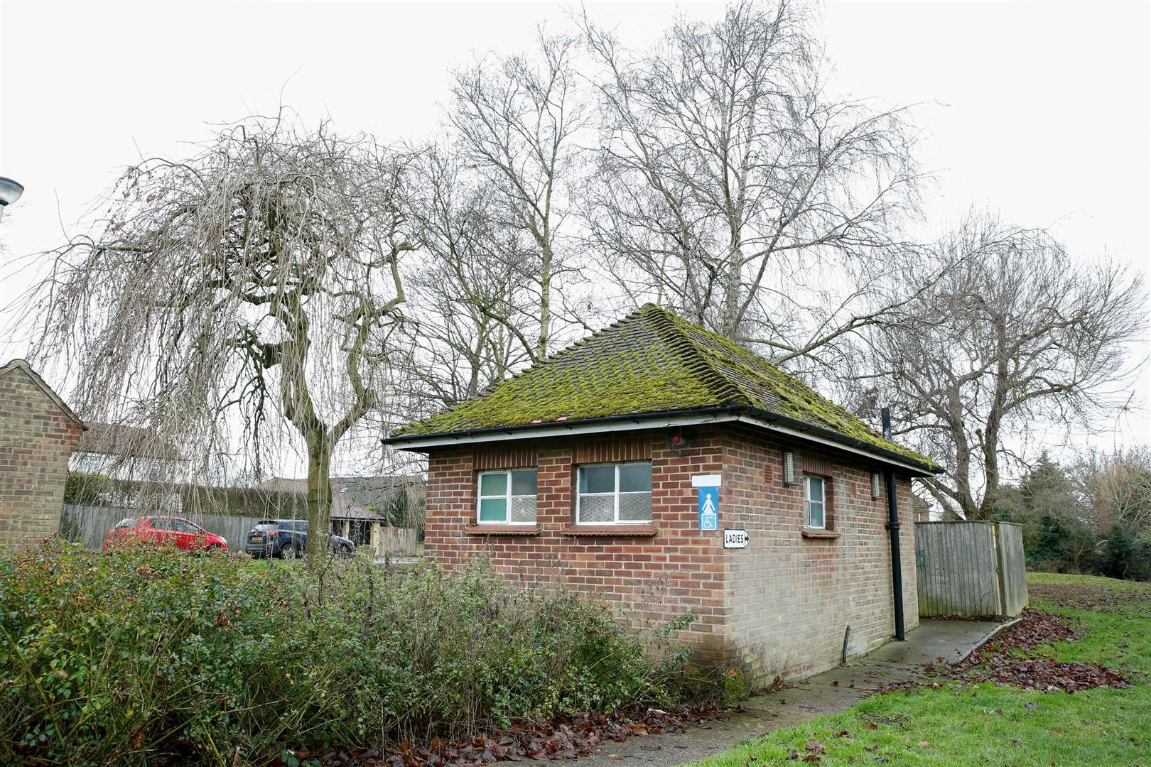 Toilets at Meopham Green