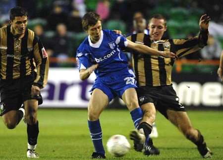 Luke Freeman making his debut for Gills in an FA Cup tie against Barnet. Picture: MATTHEW WALKER