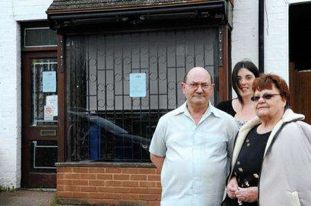 Residents who opposed the application for 230 Park Road to be turned into an off licence. L-R Roger Shank, Sally Ann Large (back middle) Jean Philby