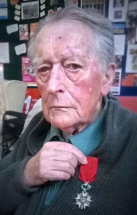 Stanley Bond with his medal