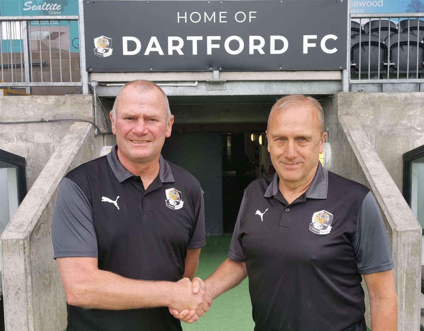 New Dartford manager Alan Dowson is welcomed to the club by director Tony Burman, himself an ex-Darts boss