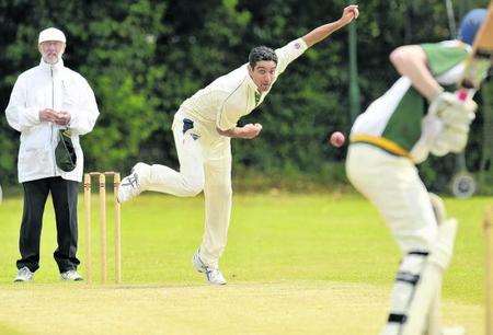 Ashford cricketer Andy Maurice