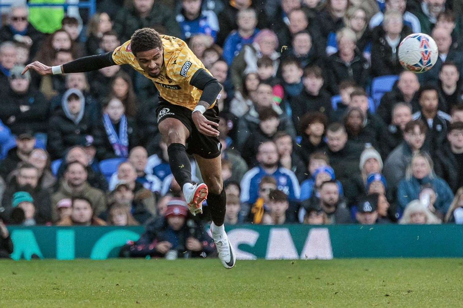 Liam Sole plays the pass for Lamar Reynolds' goal. Picture: Helen Cooper