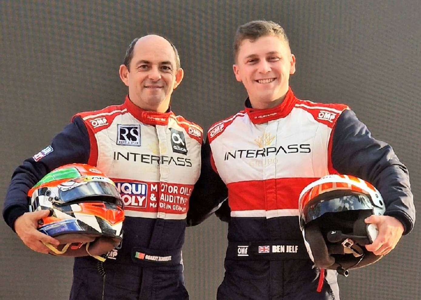 Ben Jelf alongside F1 Atlantic team-mate Duarte Benavente