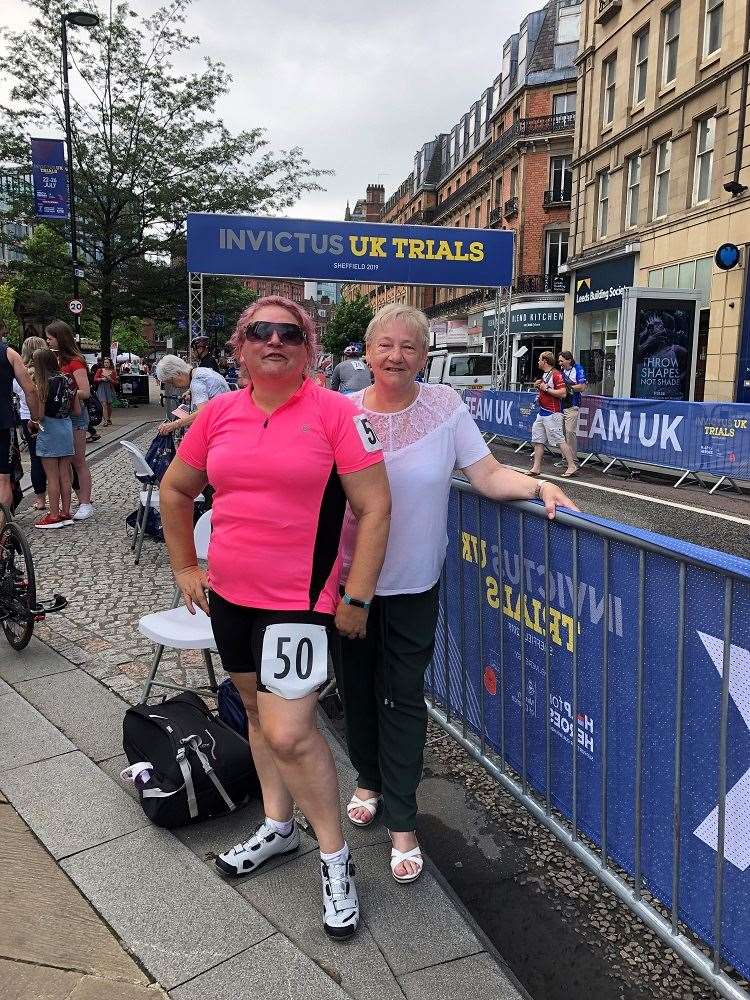 Denise Kidger with her mother Norma Kidger at the trials for Team UK in Sheffield in 2019 (Denise Kidger/PA)