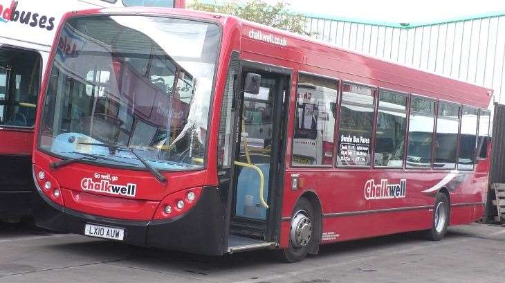 Chalkwell bus (20381046)