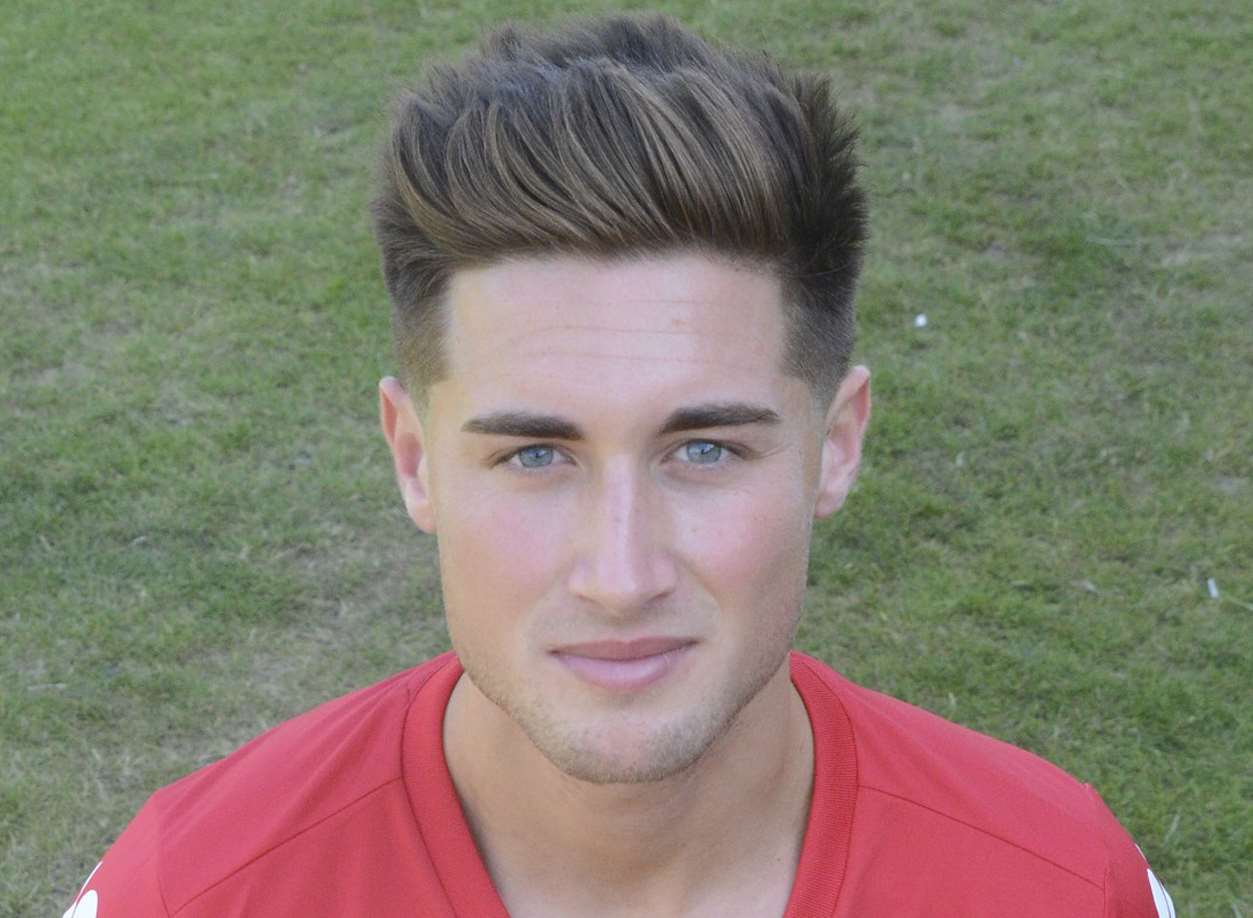 Ebbsfleet United winger Sean Shields