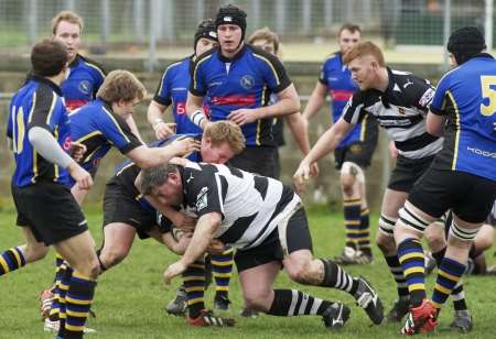 Gravesend v Hertford