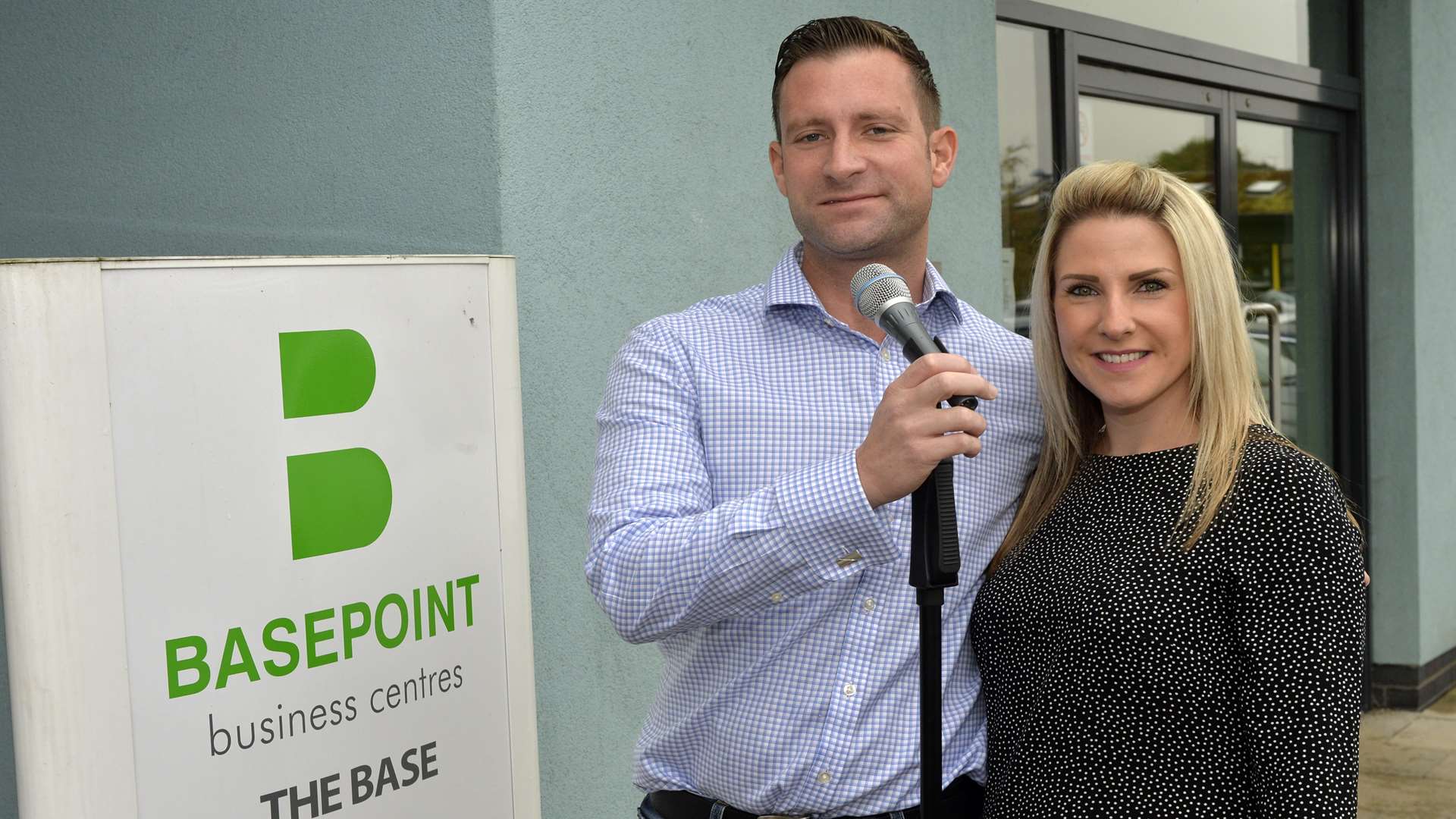 Tom Cella of Kinetic IT Ltd with Basepoint Dartford centre manager Michelle Gagie.