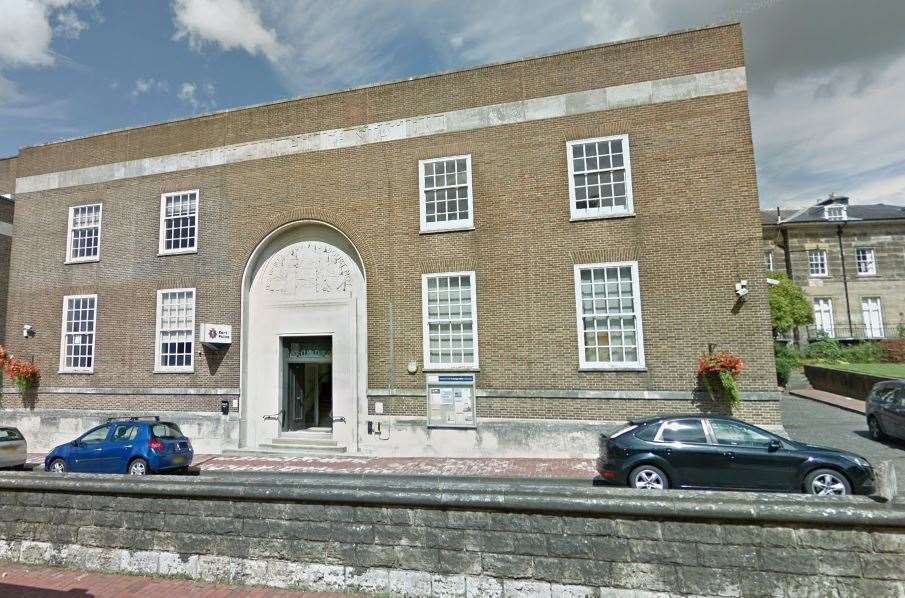 Tunbridge Wells Police Station could be sold off (10360326)