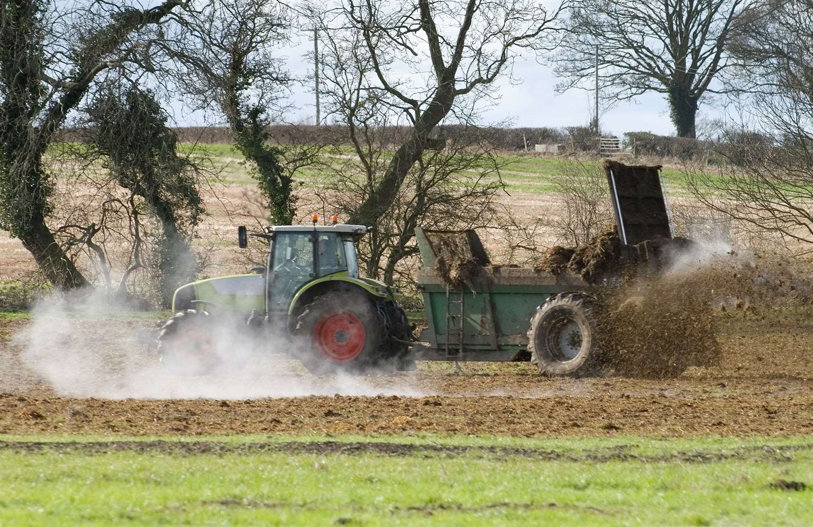 Ah, it’s that time of the year again for a bit of muck spreading on our fields