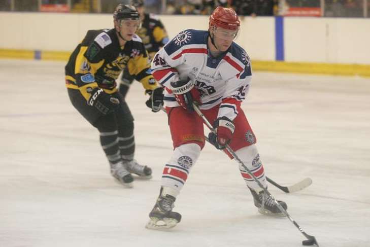 Tim Smith in action for the Dynamos against Bracknell last season