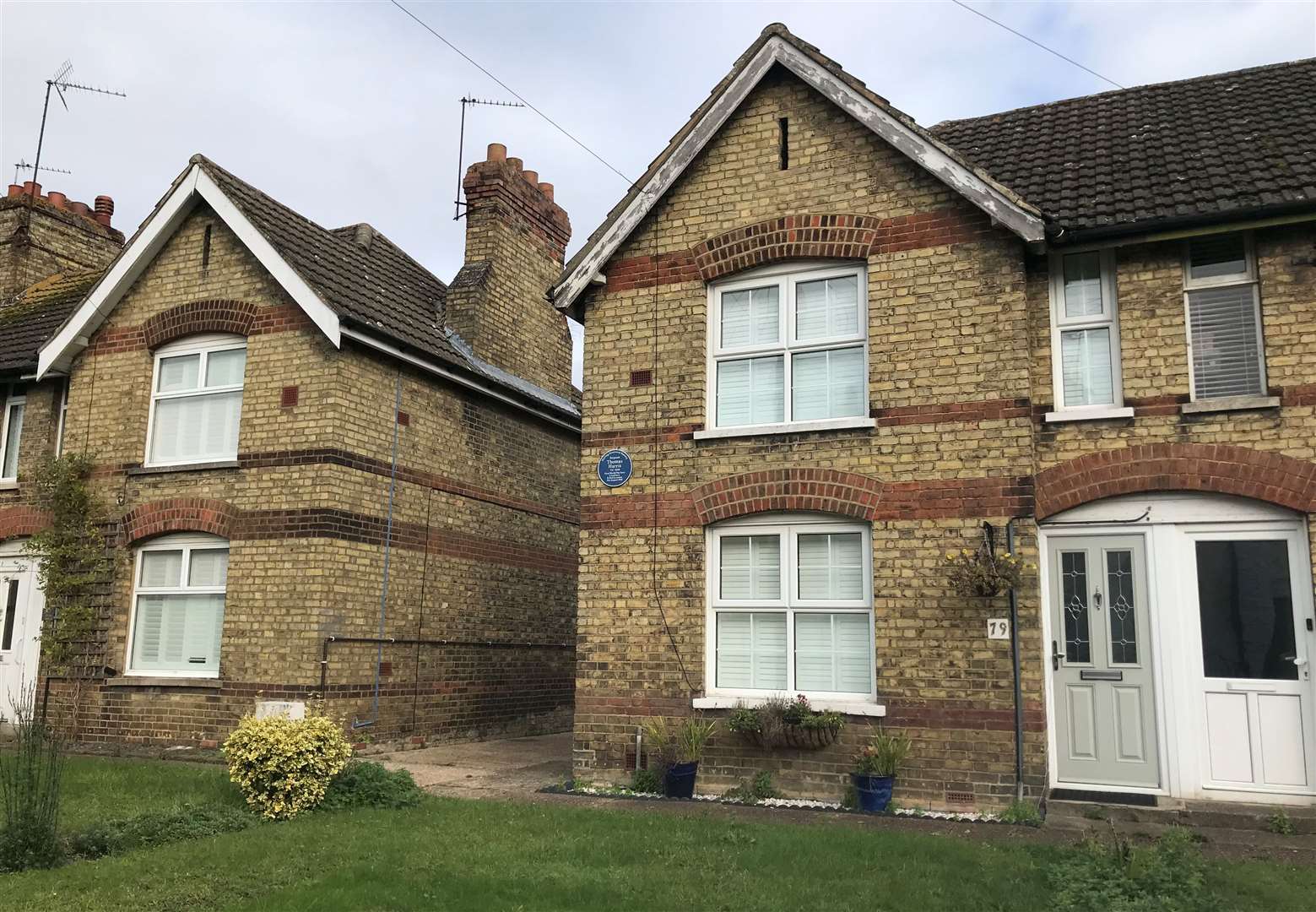 The house which Sergeant Thomas Harris VC MM lived in when he joined the army in 1914 where the blue plaque was unveiled in August 2021