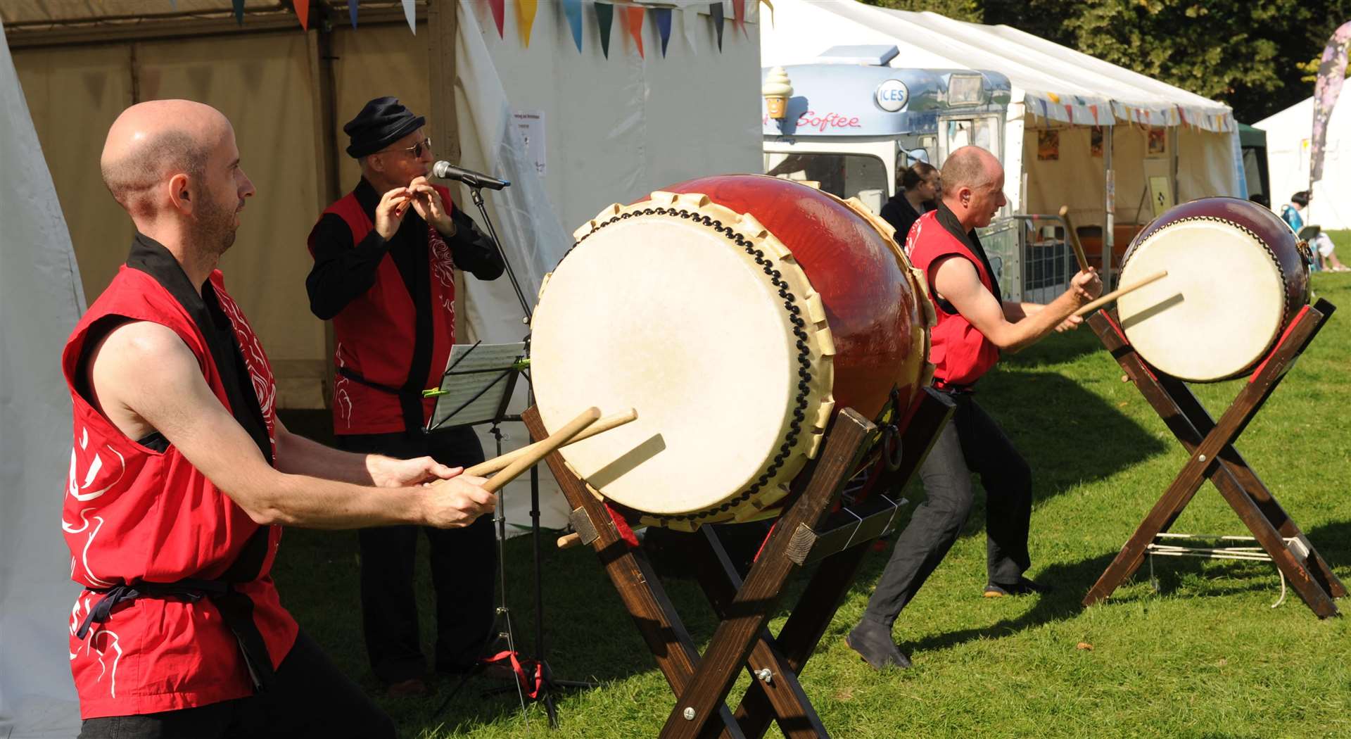 Taiko drumming. Picture: Steve Crispe