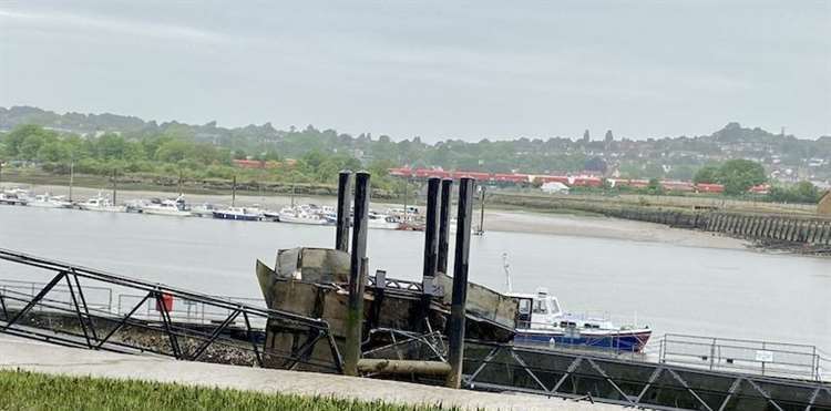 The sunken Rochester Pierl