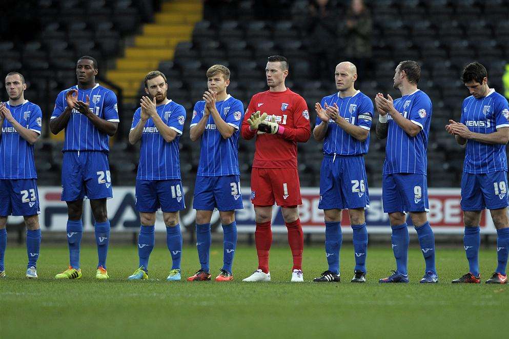 A minute's applause for Nelson Mandela at Notts County V Gillingham