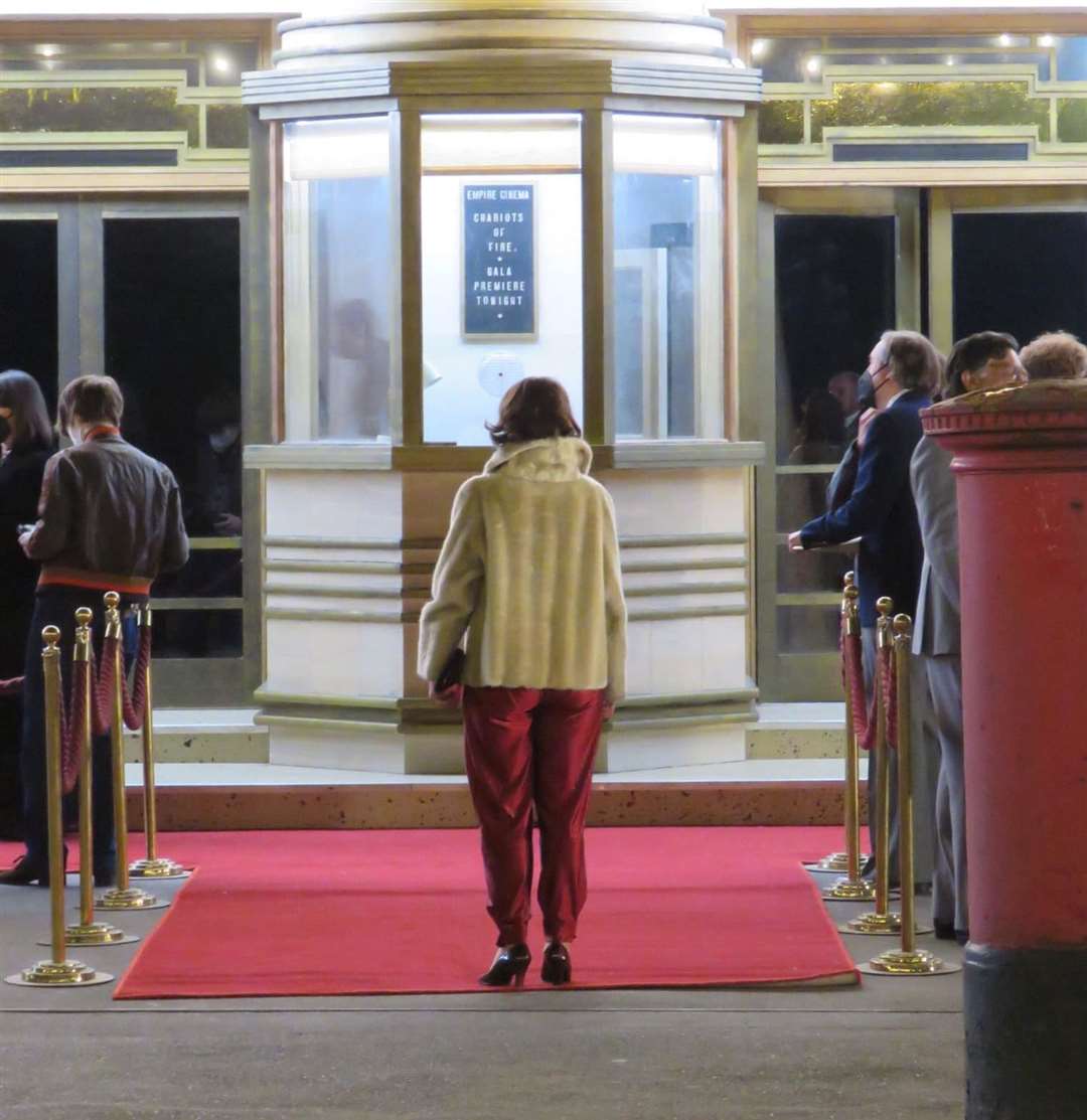 An extra walks the red carpet at the premiere. Pics: Roberto Fabiani